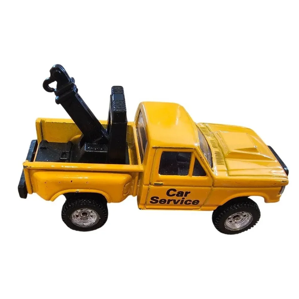 Maisto Car Service Yellow Ford F-150 Tow Truck 1:64 Diecast Wrecker 4x4